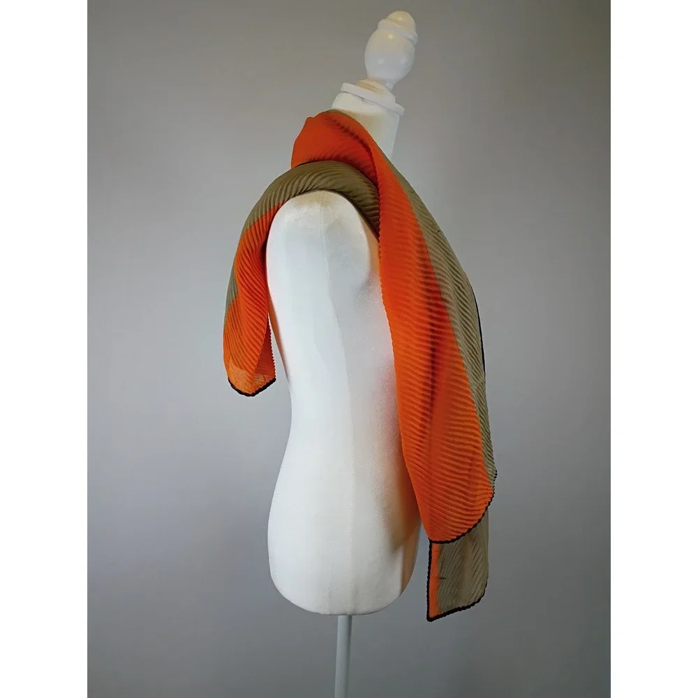 Unbranded indulge tactile